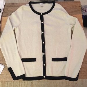 Cute White Shimmery/Black trim Cardigan
